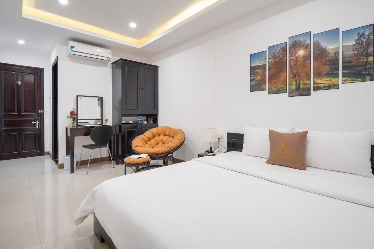 Phuong Dong Hotel And Apartment Quy Nhon Exterior photo
