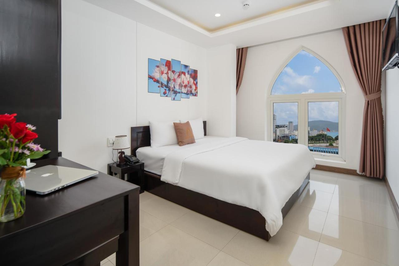Phuong Dong Hotel And Apartment Quy Nhon Exterior photo