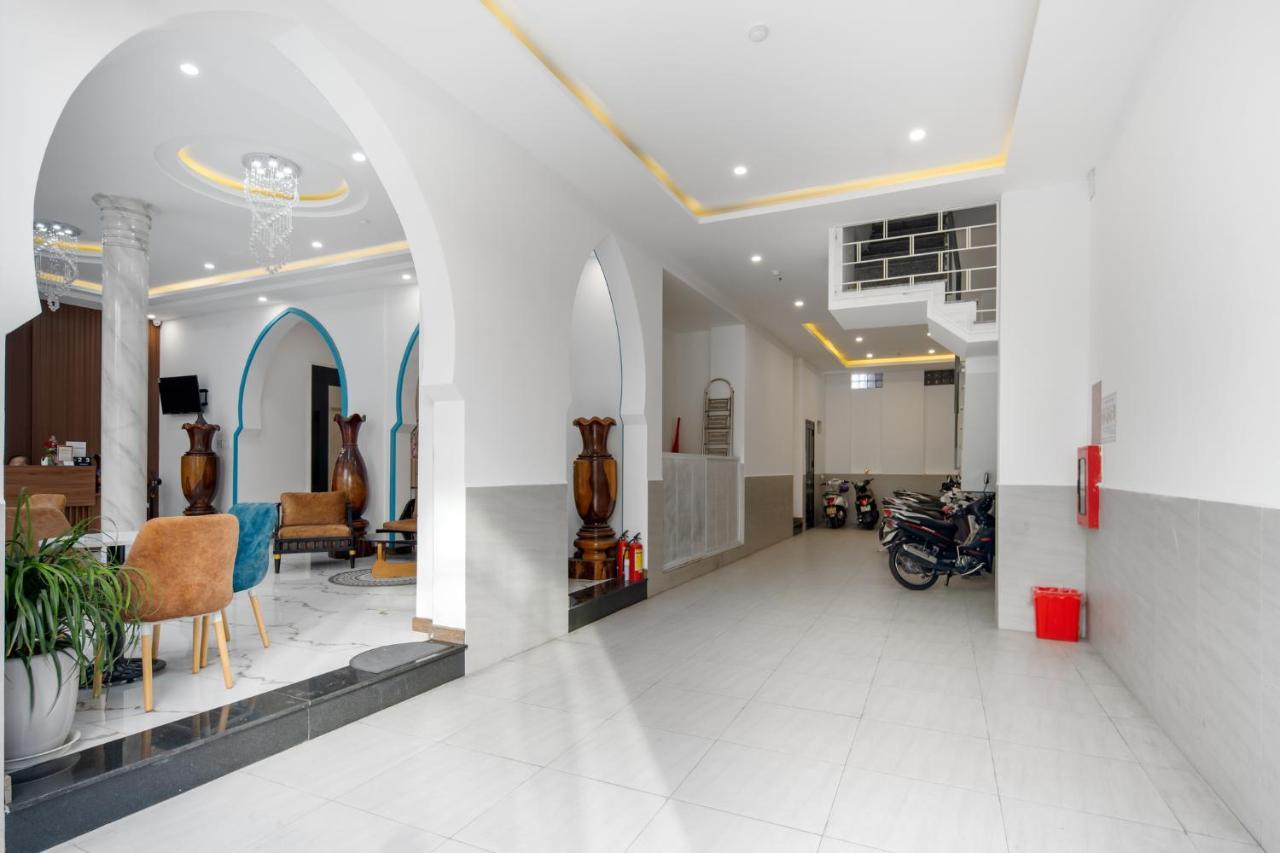 Phuong Dong Hotel And Apartment Quy Nhon Exterior photo